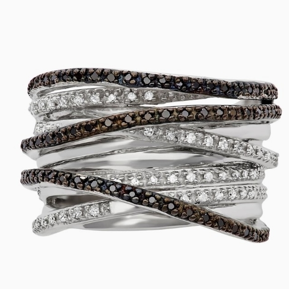 1/2 Carat T.W. Black and White Diamond Sterling Si